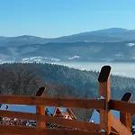 Nyaraló Piesn Poranka Lysina